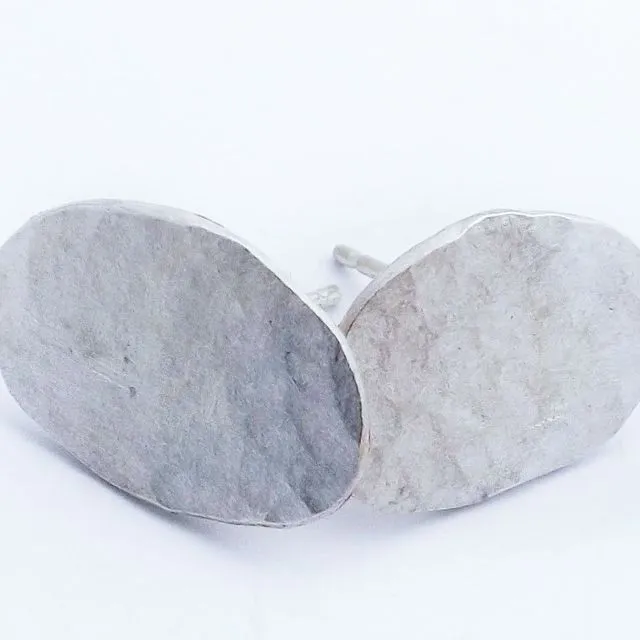 Eco-Silver Pebble Studs