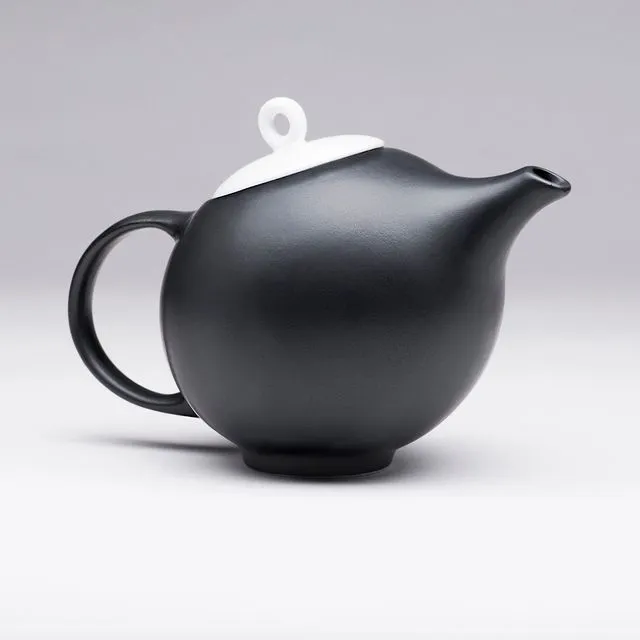 EVA teapot - black stoneware