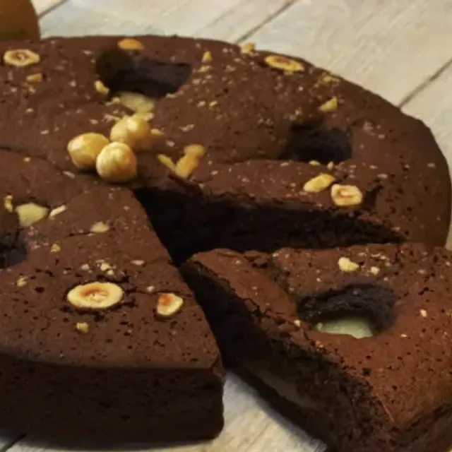 Chocolate and Pear Cake (Gluten & Dairy Free)