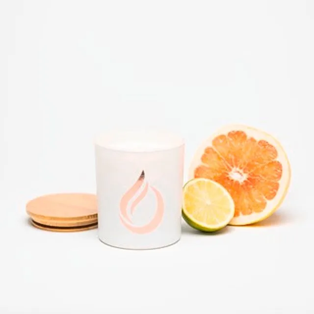 Aromatherapy 'Citrus Breeze' White Soy Candle, large