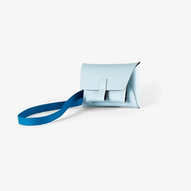 Kangeroo Belt Bag · Light Blue