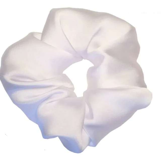 100% Silk back crepe oversized scrunchy in White Peal