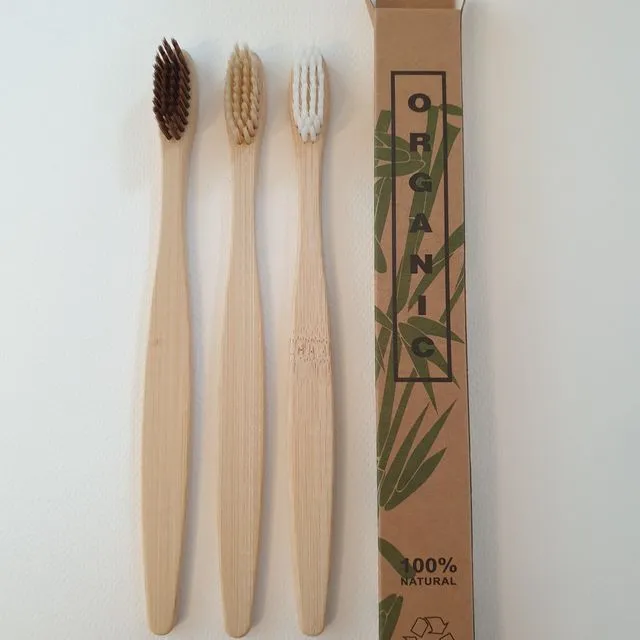 Organic bamboo toothbrush - natural colour