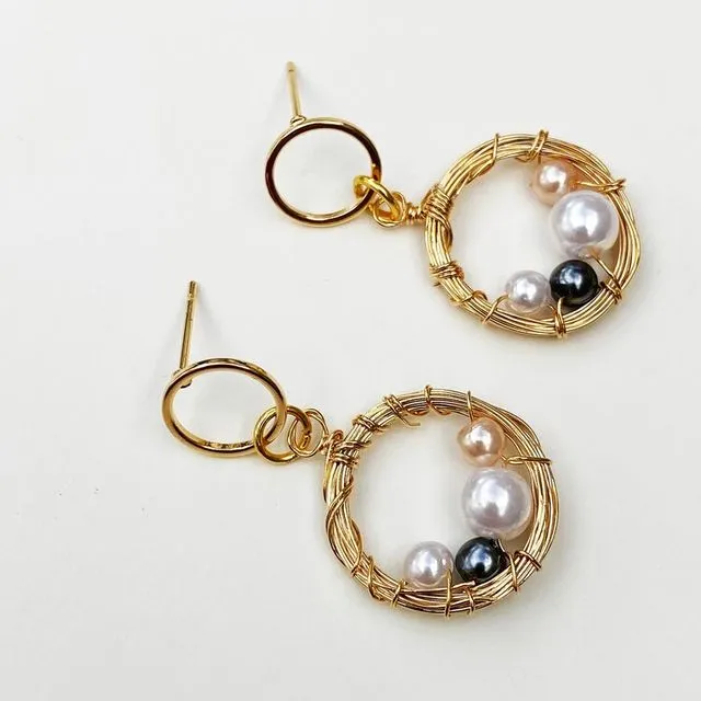 Pearl Nest Stud Earrings