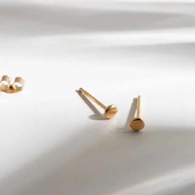9ct recycled gold mini studs