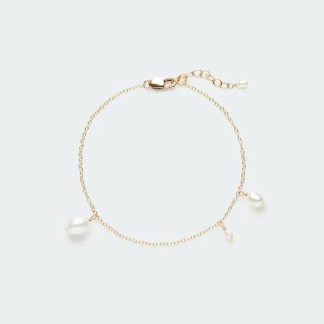 Asymmetric Pearl Bracelets