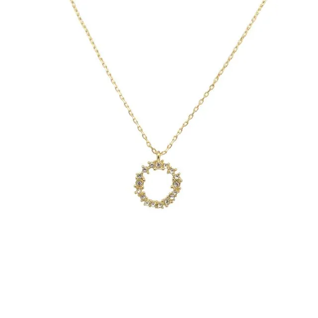 Crystal Cluster Circle Necklace in Gold