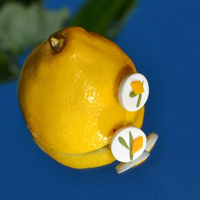SICILY Tiny Lemon Studs