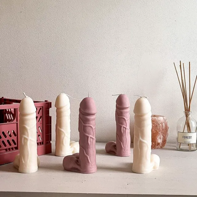 Dick candle