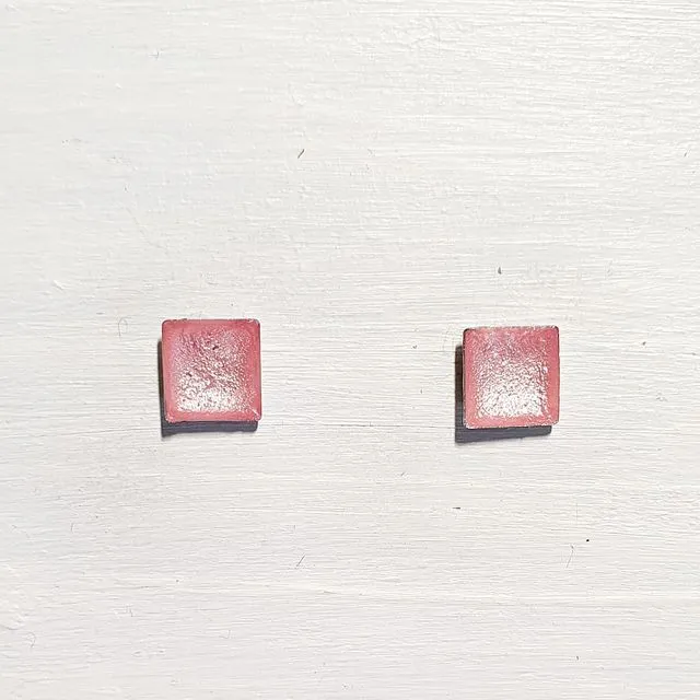 Mini square studs - Baby pink