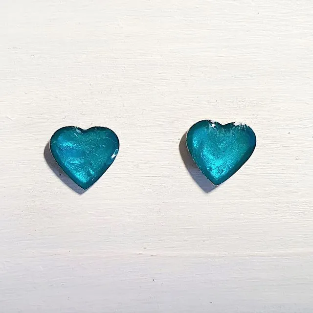 Mini heart studs - Iridescent aqua