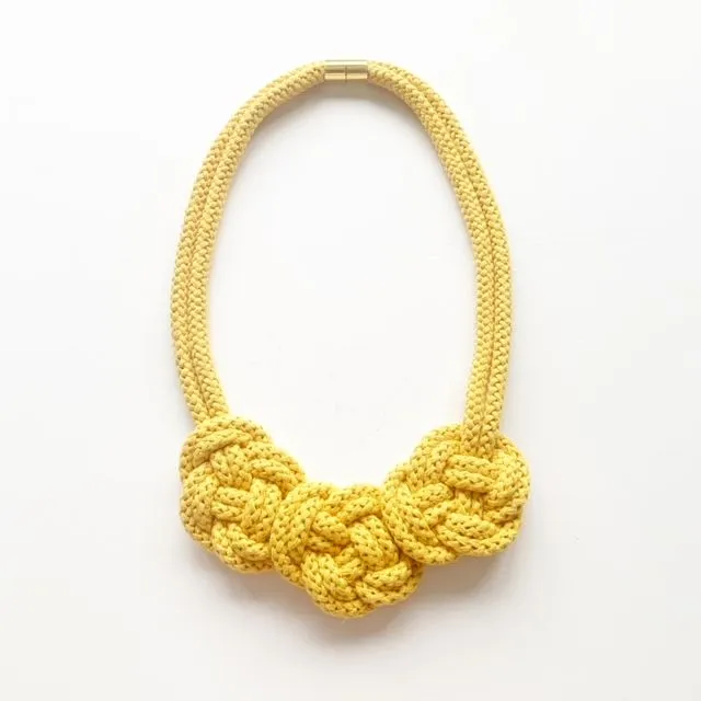 Poppy Necklace Sunny Yellow