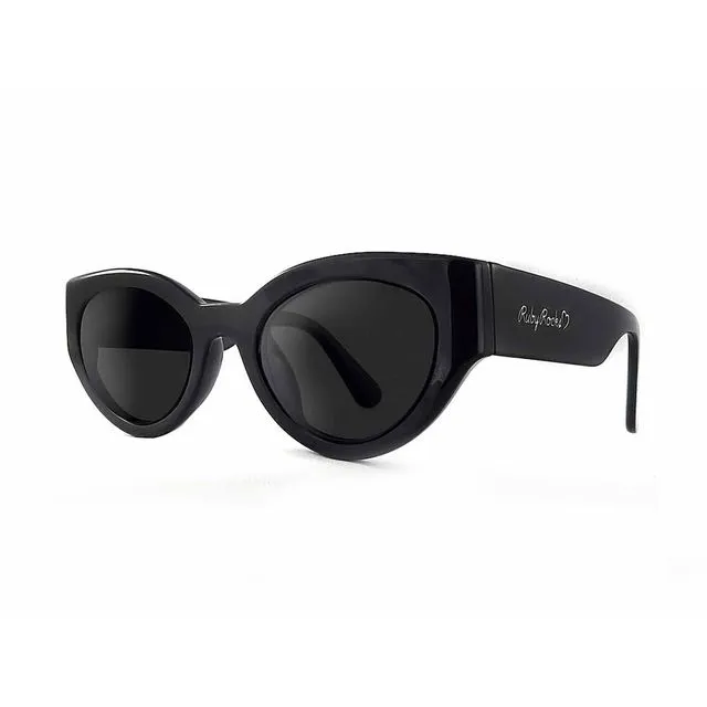 Chunky 'Zante' Cateye in Black Sunglasses