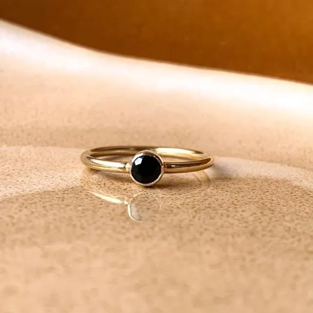 New Moon Ring - Black Spinel
