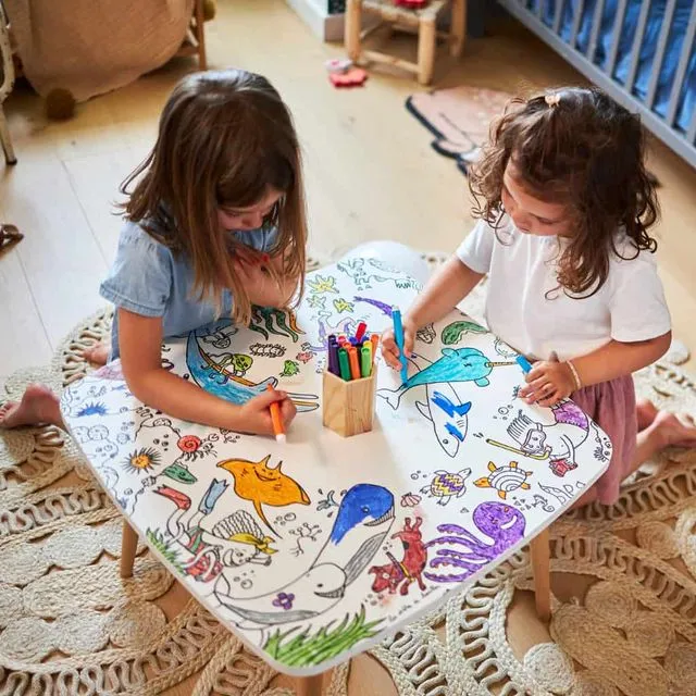 Children's drawing and colouring table - Marine animals