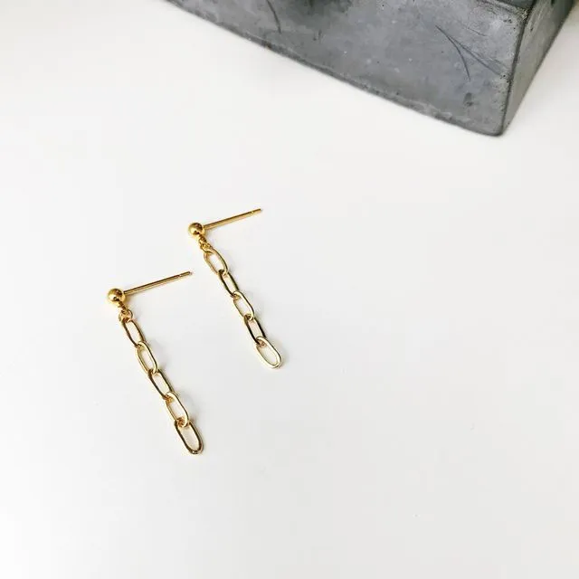 Tiny Gold Link Earrings