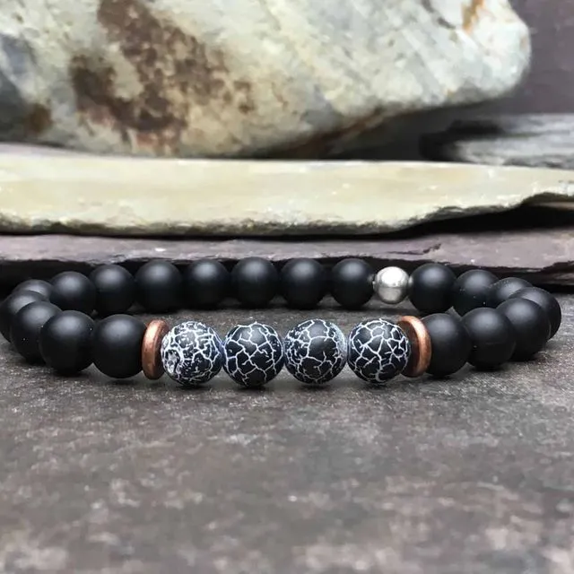 Onyx Beaded Bracelet with Black Wind Fossil Agate