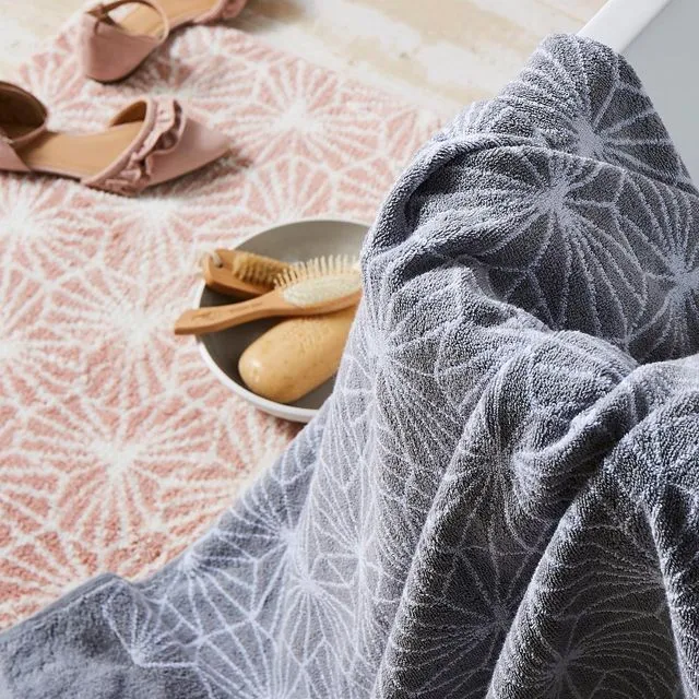 Madrid Geometric Design 100% Cotton Towels