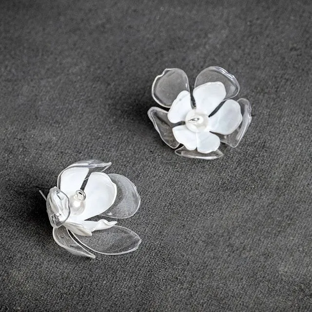 Clear & white Double Flowers Ear Pins