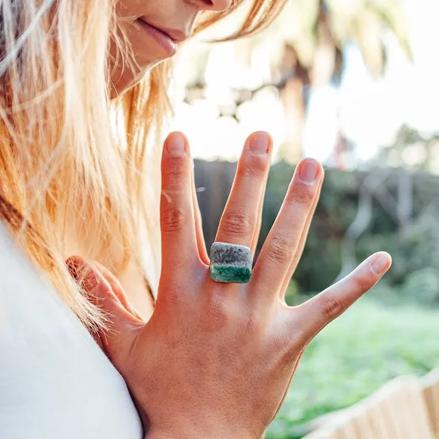 Green and blue ceramic ring