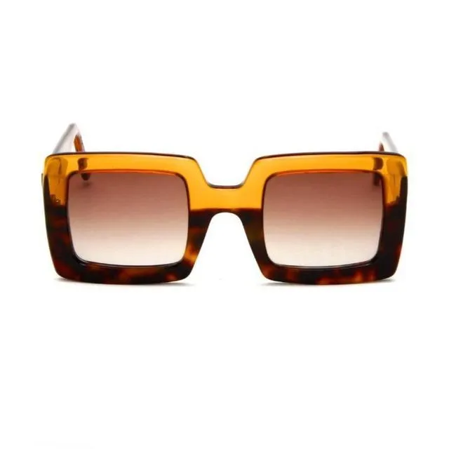 G01 -Translucent Amber and Turtle- Horizontal Cut