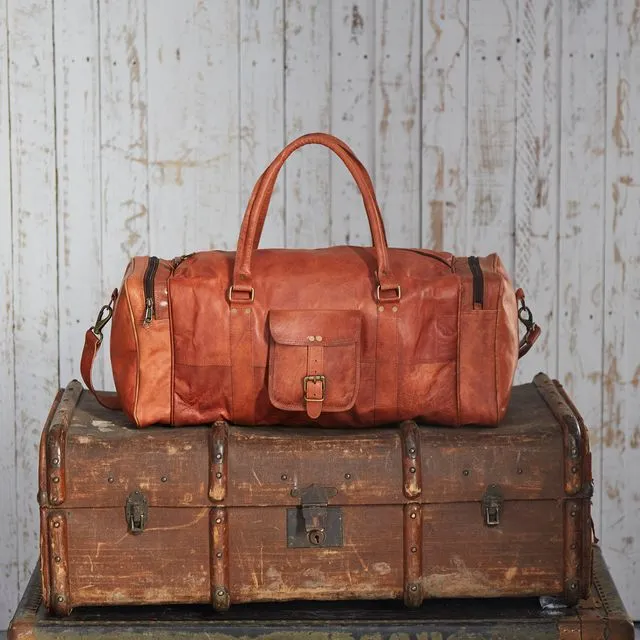 Brown Leather Holdall With Zipped Pockets
