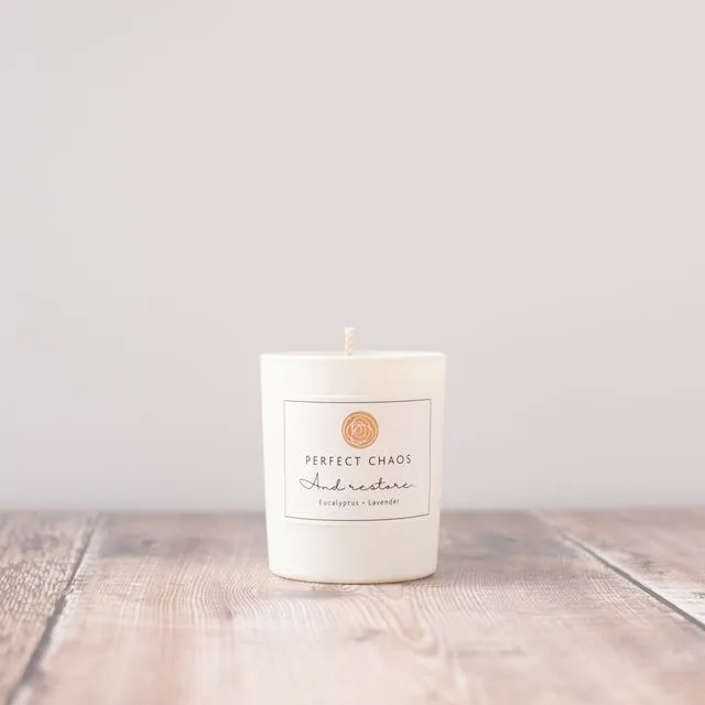 Travel Candle -Eucalyptus and Lavender: 85 g