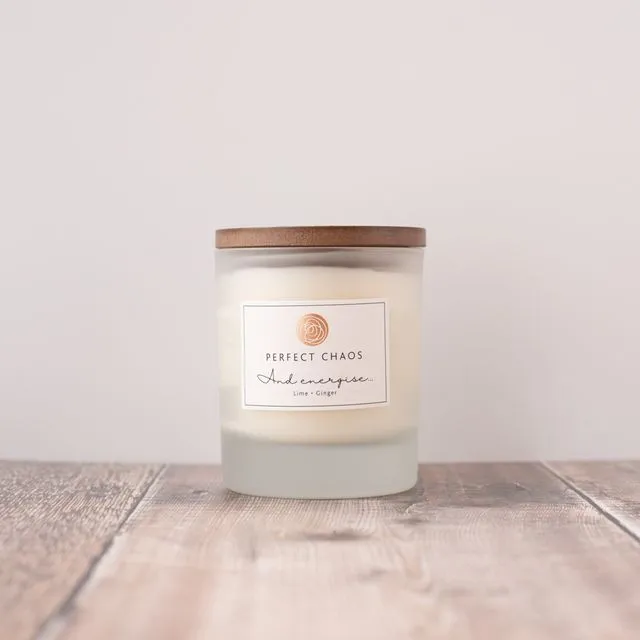 Frosted candle with wooden lid - Lime & Ginger: 280 g