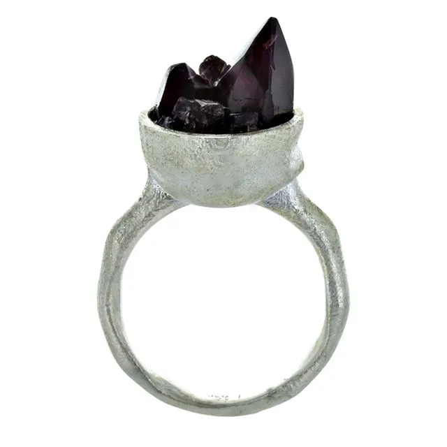 The Gabrielle Ring with Garnet
