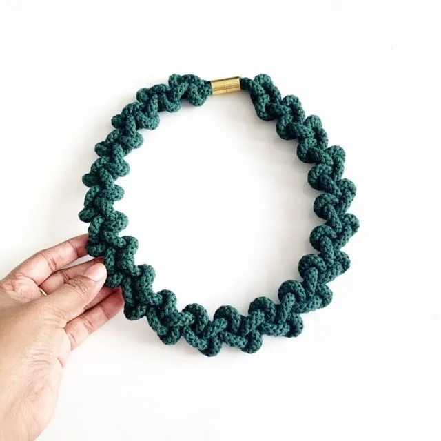 The Choker Lily Necklace in Forest Green