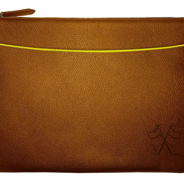 Laptop sleeve with front pocket Cognac, Yellow outlines 38cm