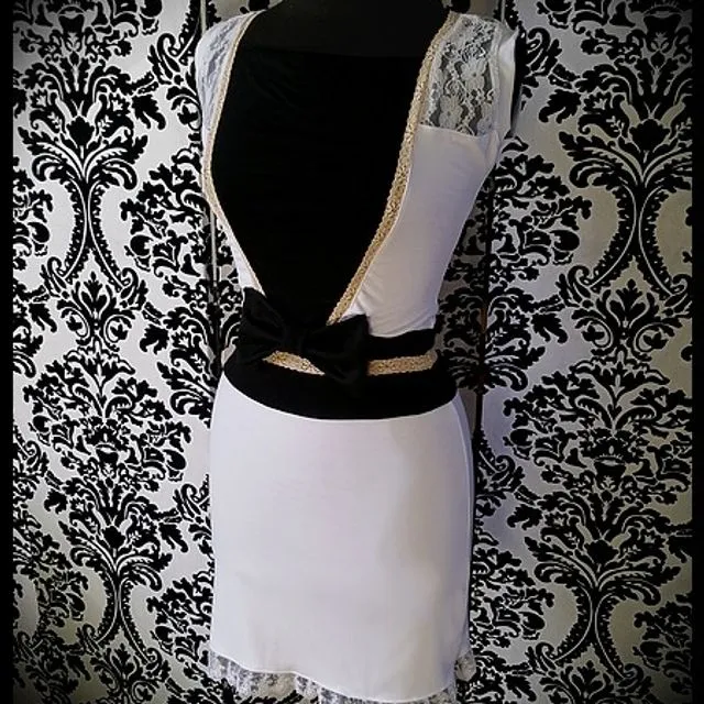 White and black dress lace and bow details - size XS/S