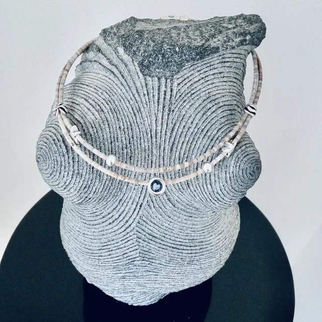 Starfish and Beads Necklace with transparent Swarovski Stone - Nature