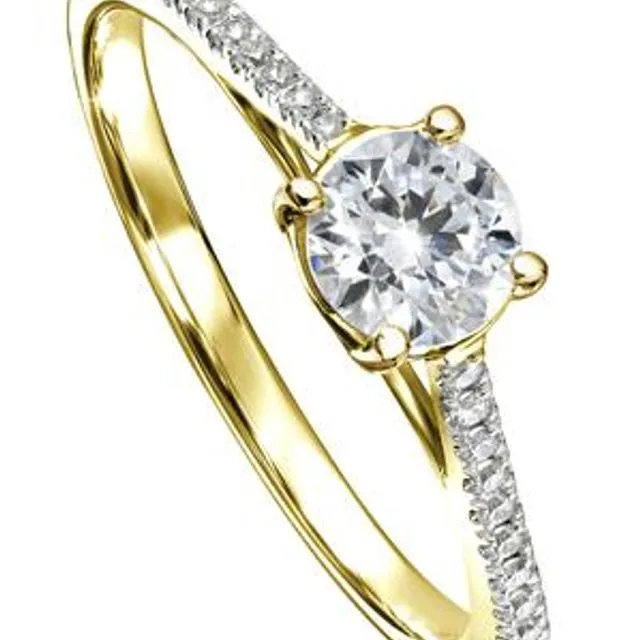 The Margot Ring - Created Brilliance 9ct Yellow Gold