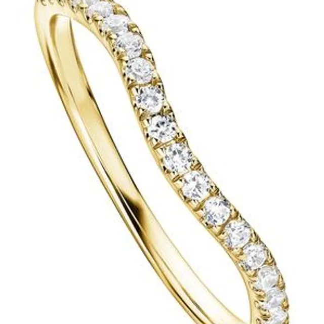 The Layla Ring - Created Brilliance 9ct Yellow Gold