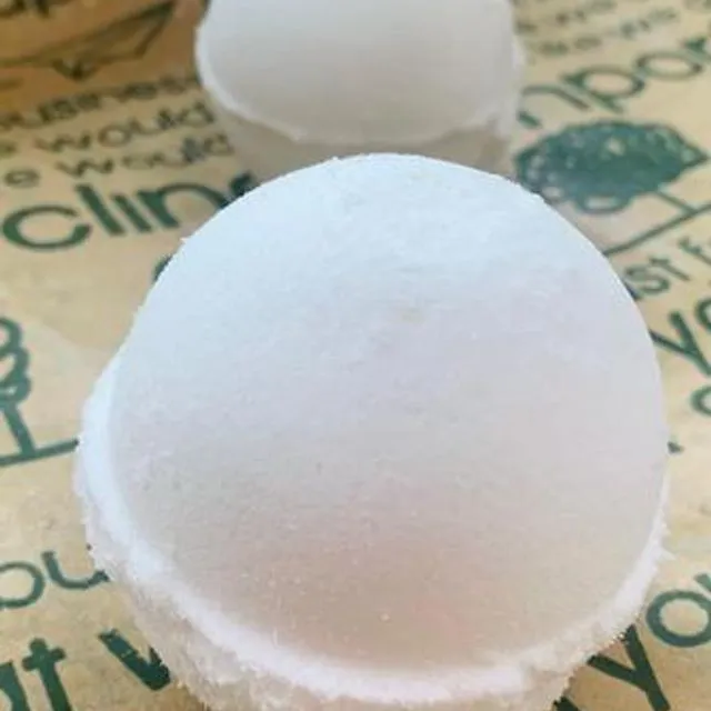 SPEARMINT ESSENTIAL OIL WHITE BATH BOMB PACK OF 25 AT 60G