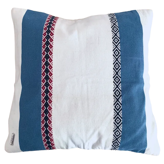 Cushion cover with Andean motifs 50 x50 cm