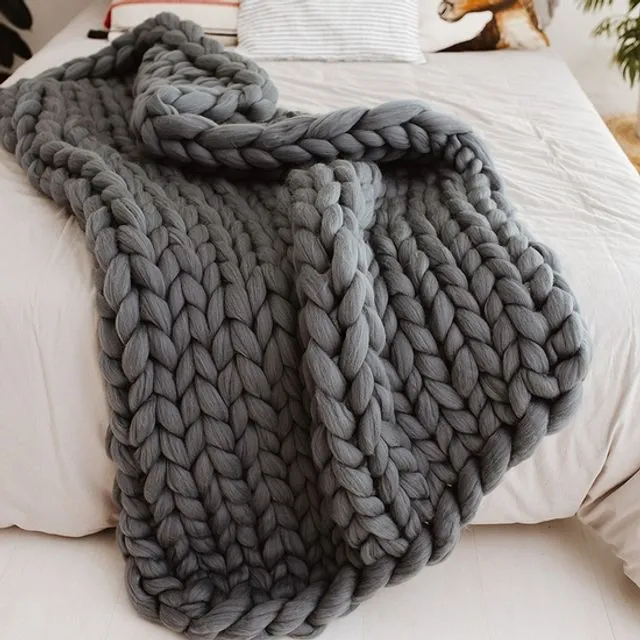 Chunky Knit Blanket (Dark Grey)