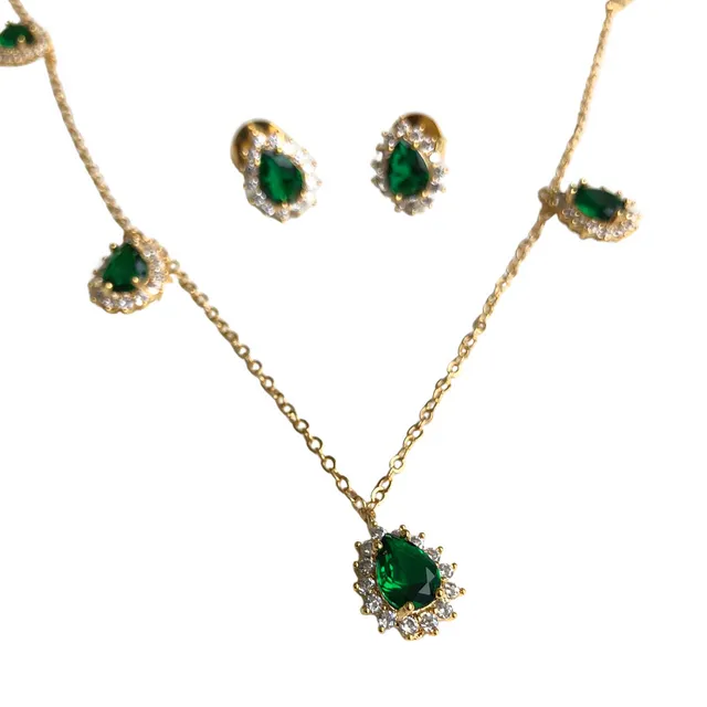 Emerald Crystal Drops Set (Golden Stone)