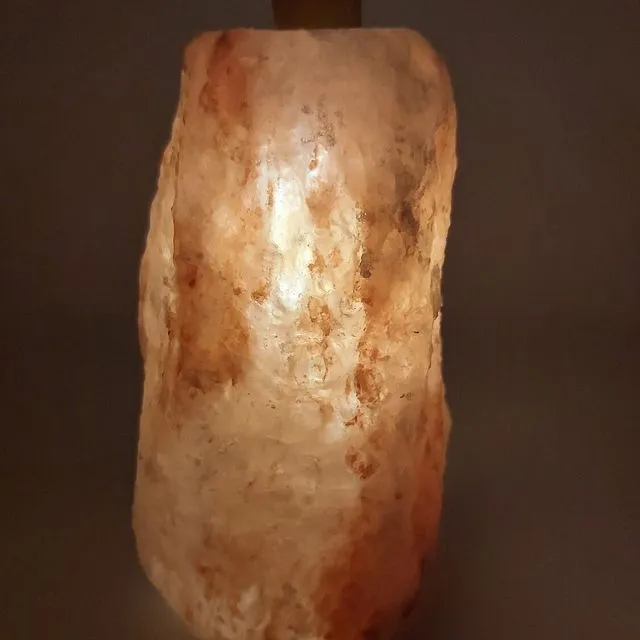 Misomada Himalayan salt cube lamp