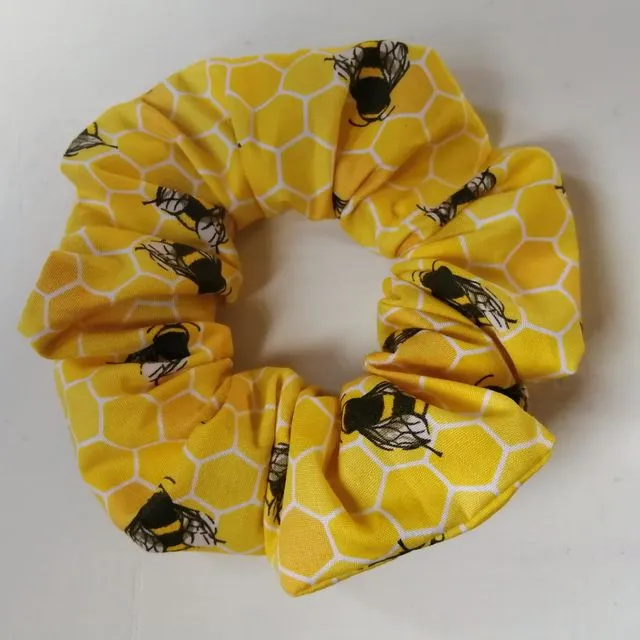 Honey bee scrunchie