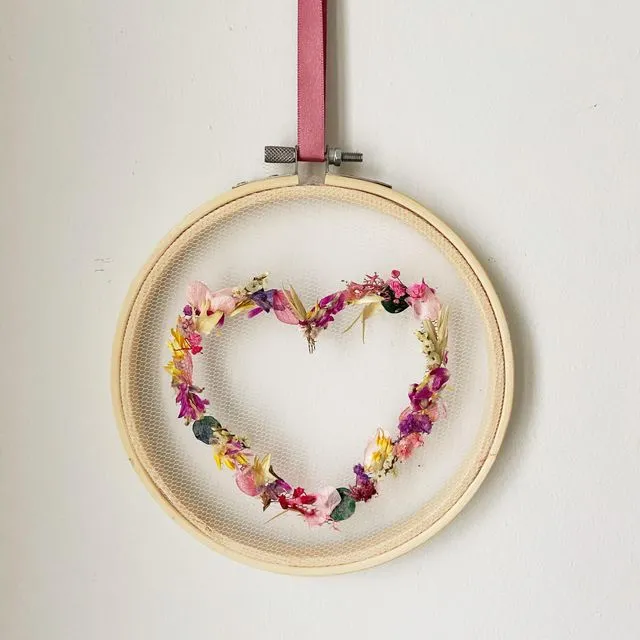 CRAFT KIT-Heart Everlasting Floral Dried Flower Hoop