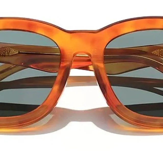 Juniper II - Light Brown Havana Butterfly Sunglasses - Green