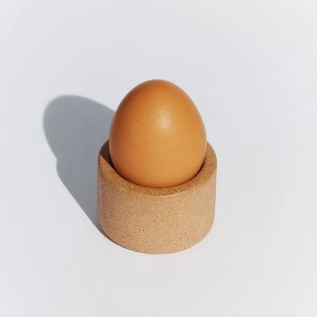 EGG CUP ‘LE SOLER’ IN SIENNA