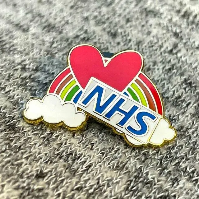 GRATEFUL FOR THE NHS PIN - PACK OF 6