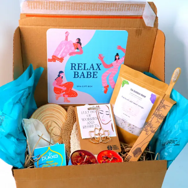 Relax Babe Gift Box