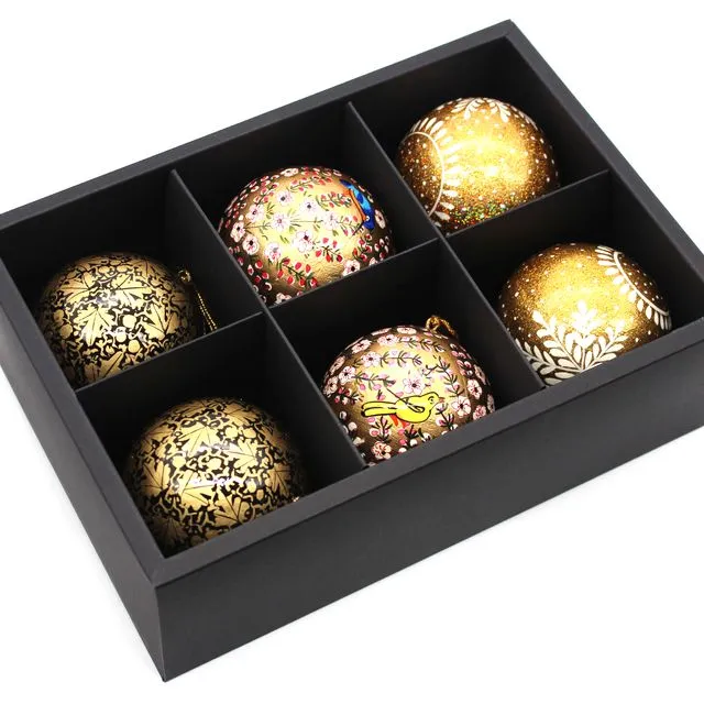 Artezen Baubles – Set of 6 Large Luxury Handmade & Hand Painted Christmas Balls (1 Case, 6 Units)