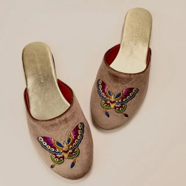Embroidered butterfly in taupe velvet mules slippers