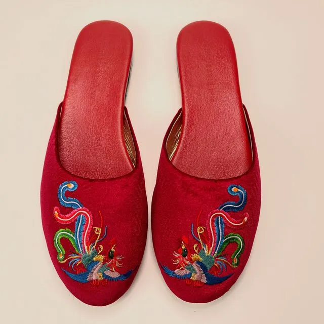 Embroidered phoenix in red wine velvet mules slippers