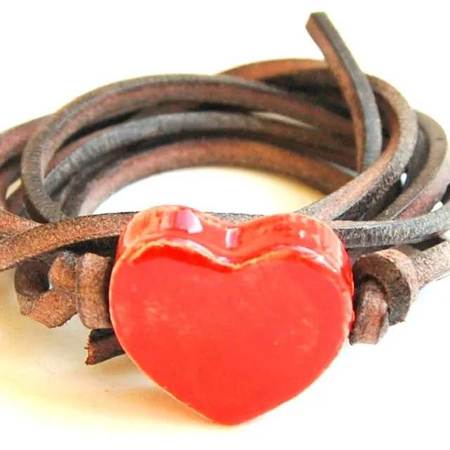 Bracelet leather cord with red heart
